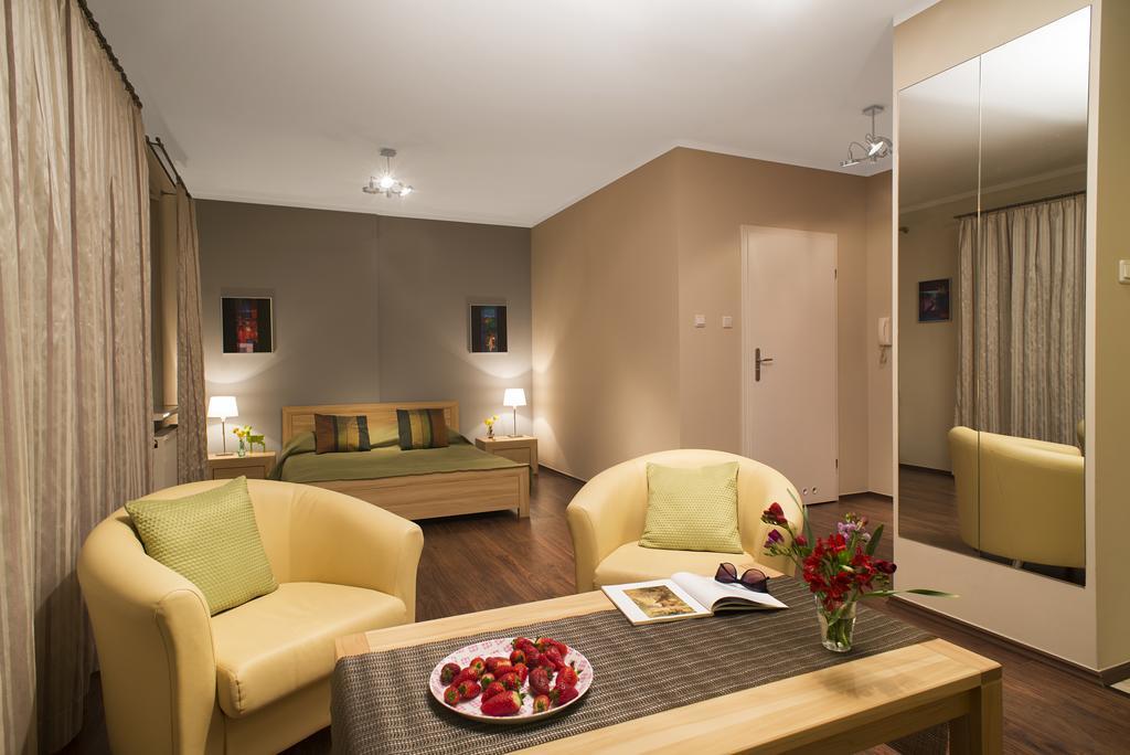 Apartamenty Tww Ochota Varsovia Exterior foto