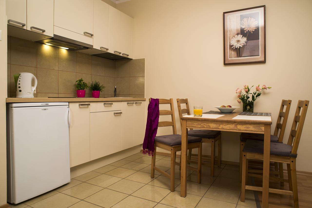 Apartamenty Tww Ochota Varsovia Exterior foto