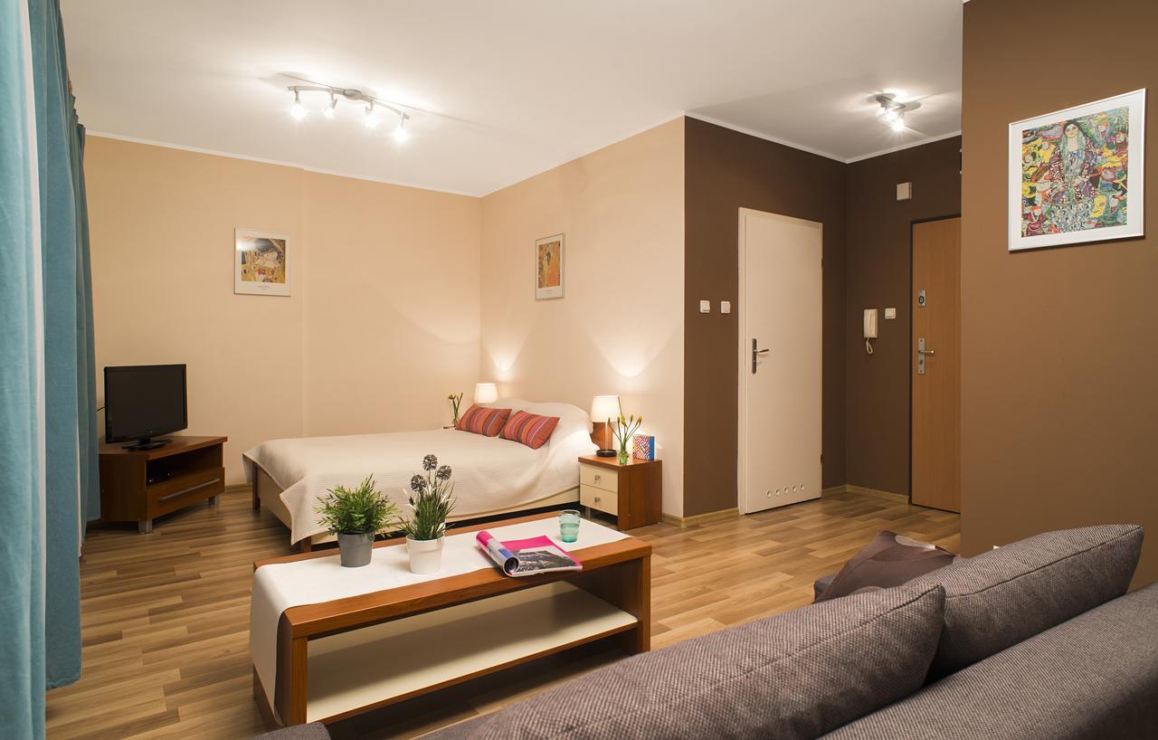 Apartamenty Tww Ochota Varsovia Exterior foto