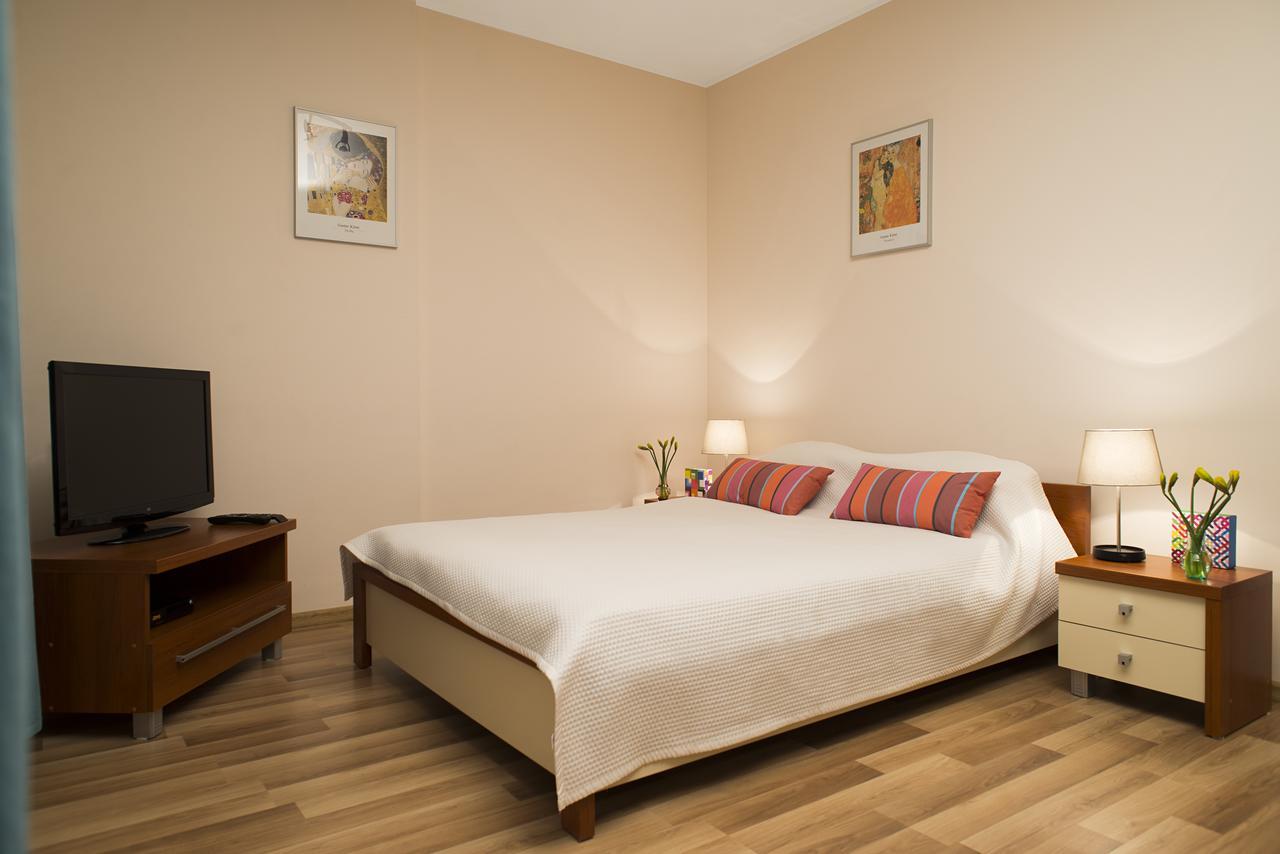 Apartamenty Tww Ochota Varsovia Exterior foto